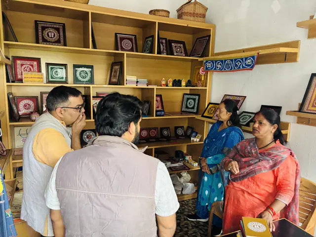 अध्ययन भ्रमण — हवालबाग, अल्मोड़ा