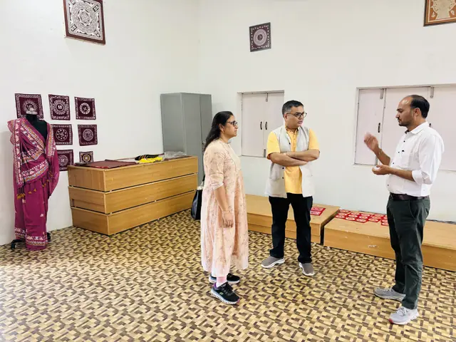 अध्ययन भ्रमण — हवालबाग, अल्मोड़ा