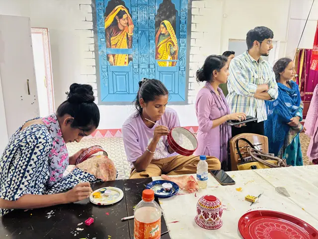 अध्ययन भ्रमण — हवालबाग, अल्मोड़ा