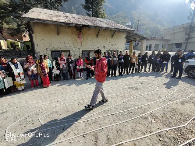सौर ऊर्जा उपकरण प्रदर्शन एवं प्रशिक्षण — बेतालघाट