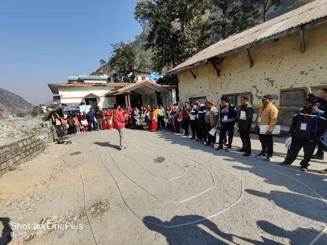 सौर ऊर्जा उपकरण प्रदर्शन एवं प्रशिक्षण — बेतालघाट
