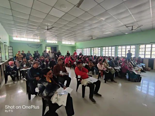 सौर ऊर्जा उपकरण प्रदर्शन एवं प्रशिक्षण — बेतालघाट