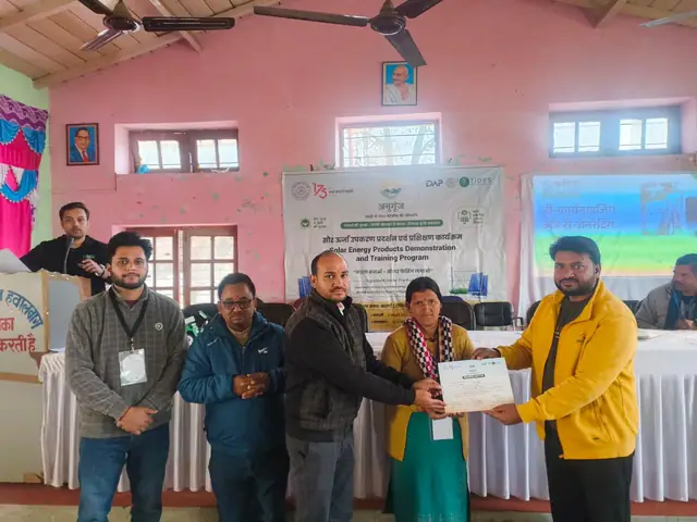 सौर ऊर्जा उपकरण प्रदर्शन एवं प्रशिक्षण — हवालबाग