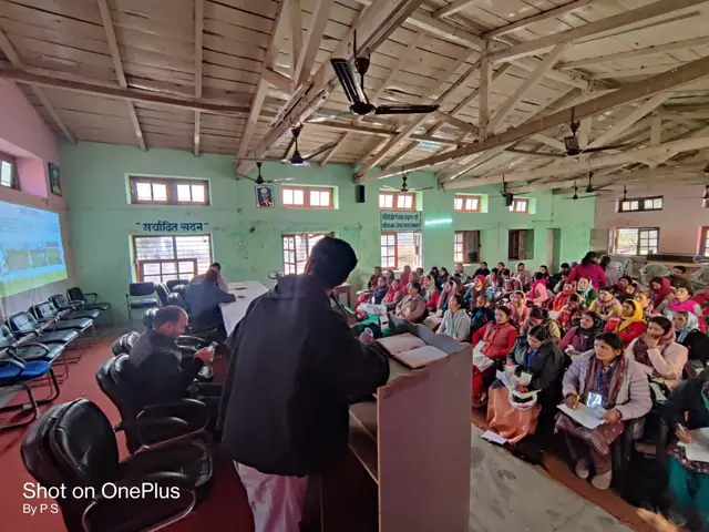 सौर ऊर्जा उपकरण प्रदर्शन एवं प्रशिक्षण — हवालबाग