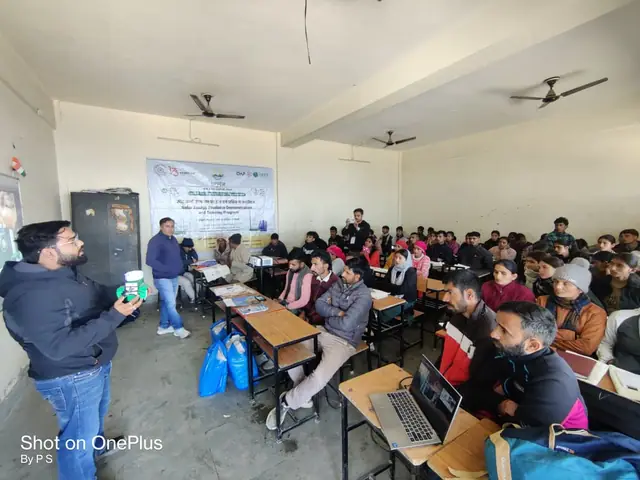 सौर ऊर्जा उपकरण प्रदर्शन एवं प्रशिक्षण — कालसी