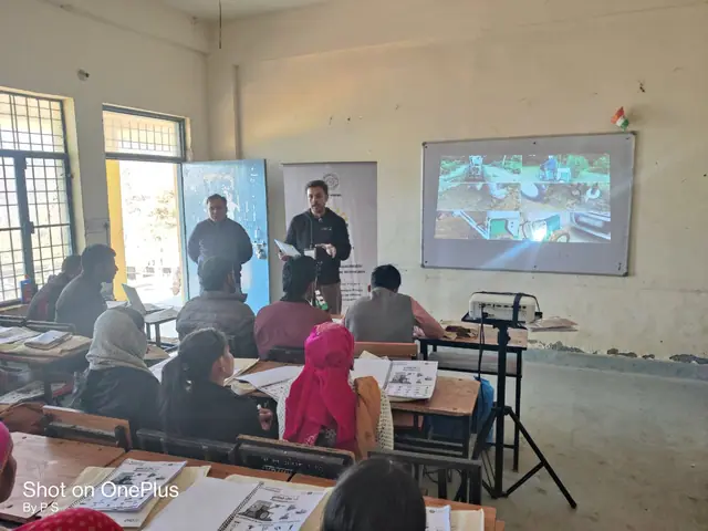 सौर ऊर्जा उपकरण प्रदर्शन एवं प्रशिक्षण — कालसी