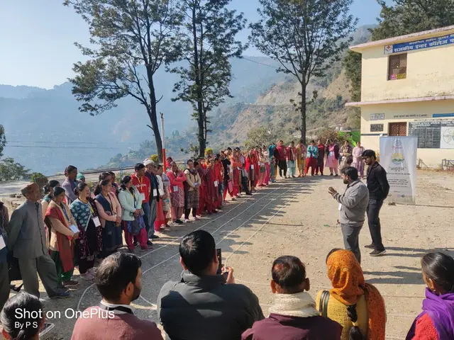 सौर ऊर्जा उपकरण प्रदर्शन एवं प्रशिक्षण — नरेन्द्रनगर