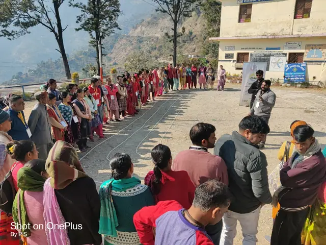 सौर ऊर्जा उपकरण प्रदर्शन एवं प्रशिक्षण — नरेन्द्रनगर