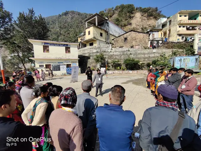 सौर ऊर्जा उपकरण प्रदर्शन एवं प्रशिक्षण — नरेन्द्रनगर