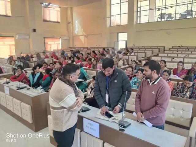 सौर ऊर्जा उपकरण प्रदर्शन एवं प्रशिक्षण — नरेन्द्रनगर